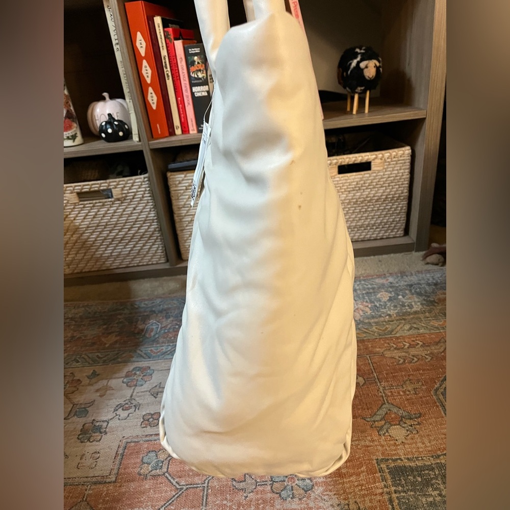 NWT H&M White Puffer Tote Bag Large - Picture 10 of 15